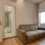 شقة 3 Bedroom Cozy In جنوة